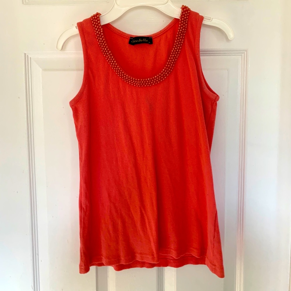 Tank top size L fits S